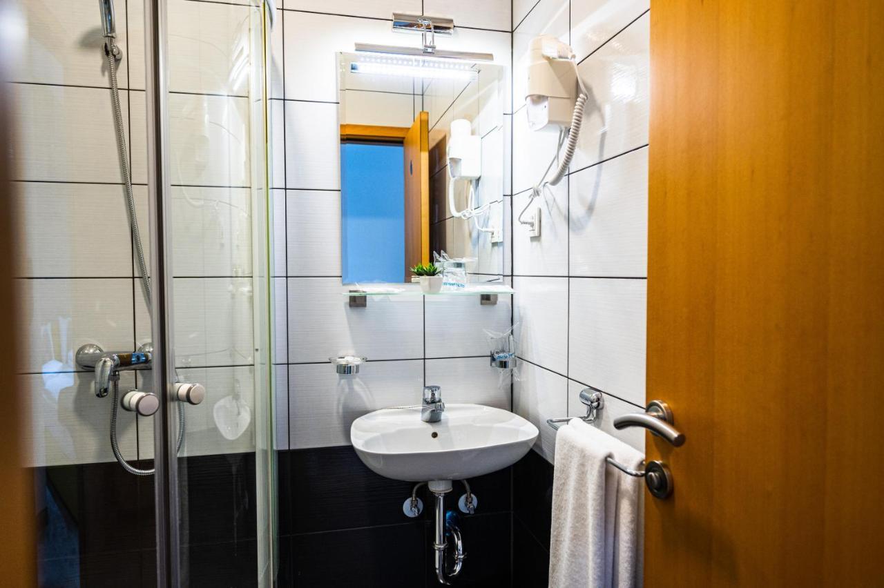 Nortel Boutique - Central Location Hotel Sarajevo Ngoại thất bức ảnh
